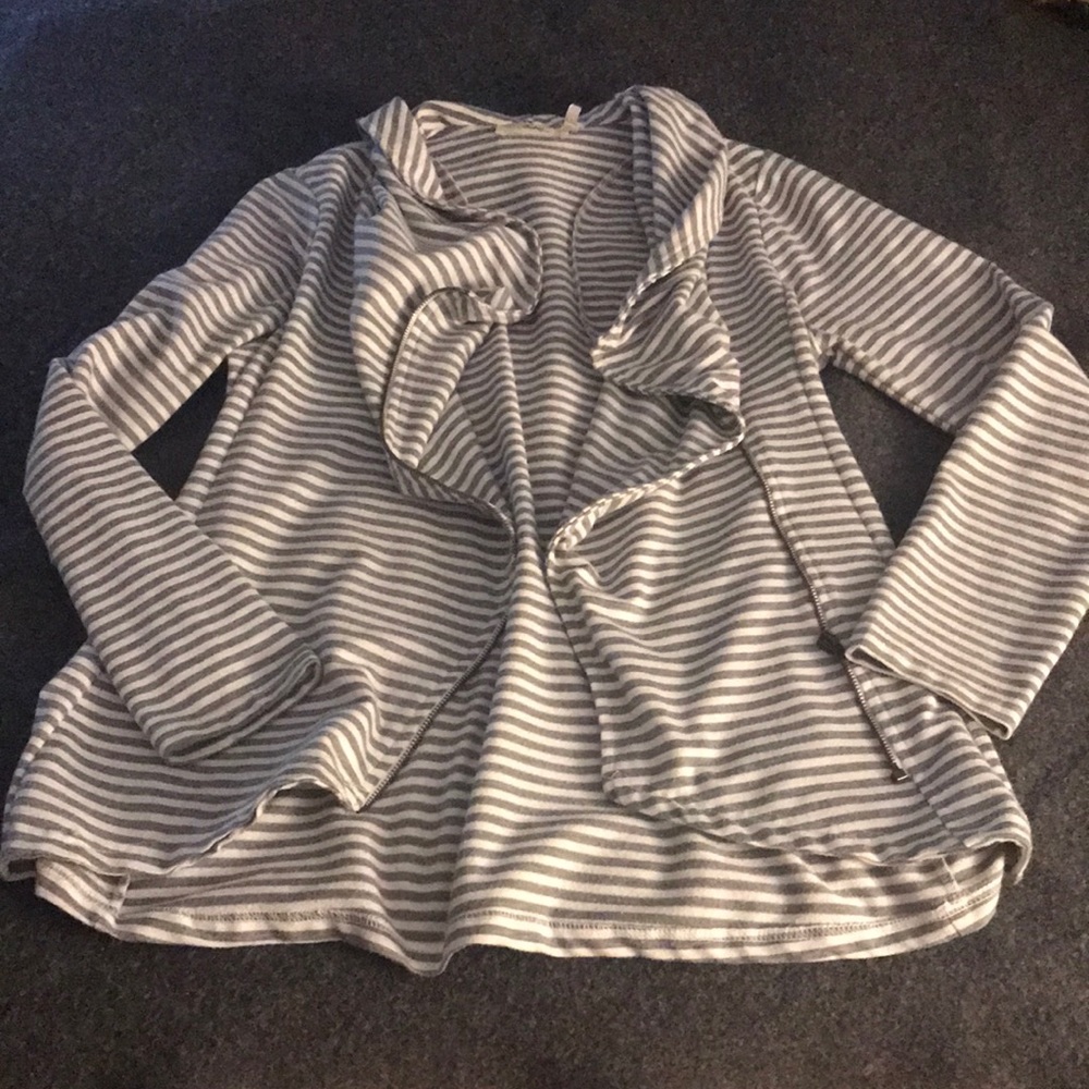 ⭐️Grey & White Stripes Zip Waterfall Sweatshirt L